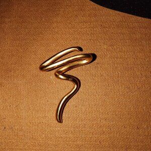 Abstract Gold-Tone Snake-Inspired Brooch Pin For Women-VINTAGE